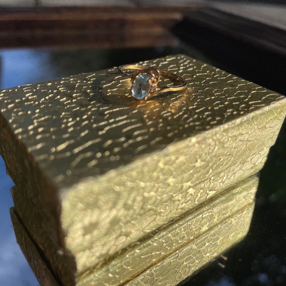 14K Gold Light Blue Topaz and Diamond Accents Ring - Picture 3 of 8